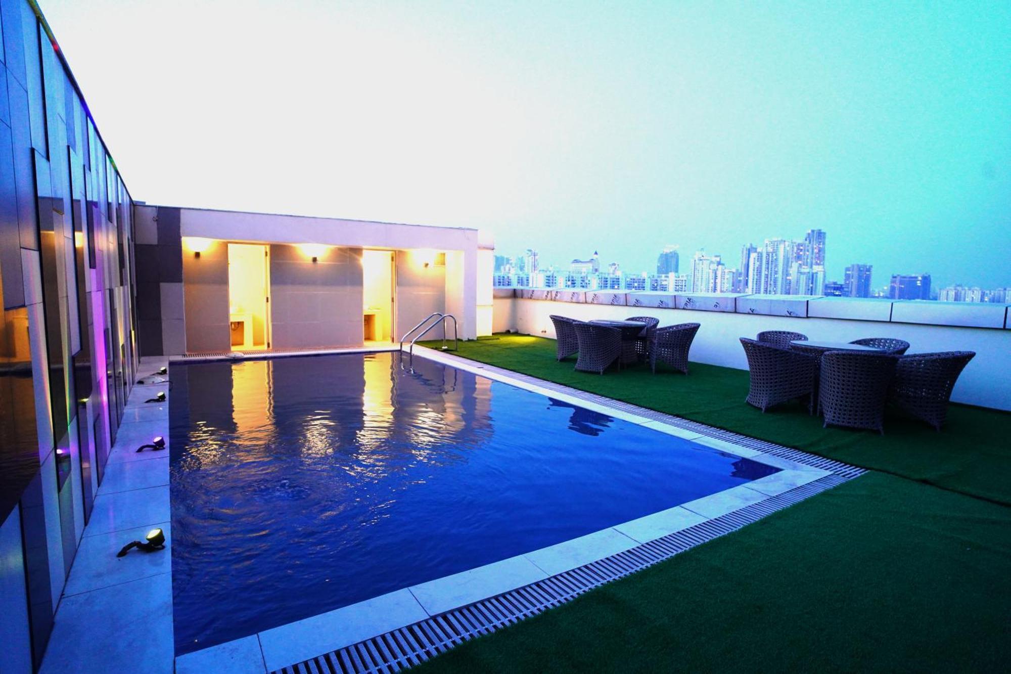 Hotel Sakura Gold Gurgaon Exterior foto